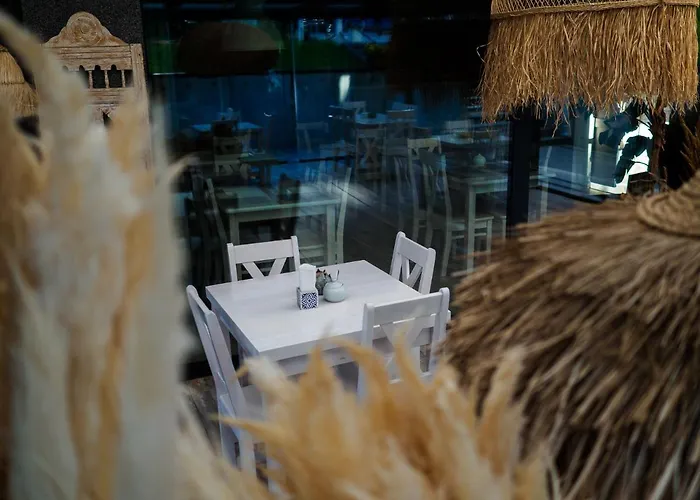 Natura Mierzei 30 - Przy Plazy 住宿加早餐酒店 3*